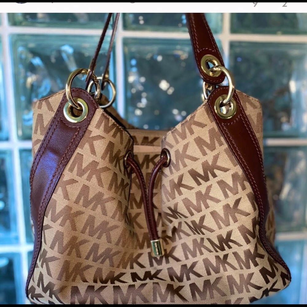 Authentic Michael Kors Handbag